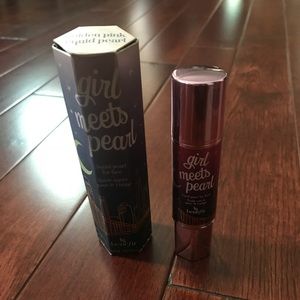 Benefit Girl Meets Pearl Cream Highlighter